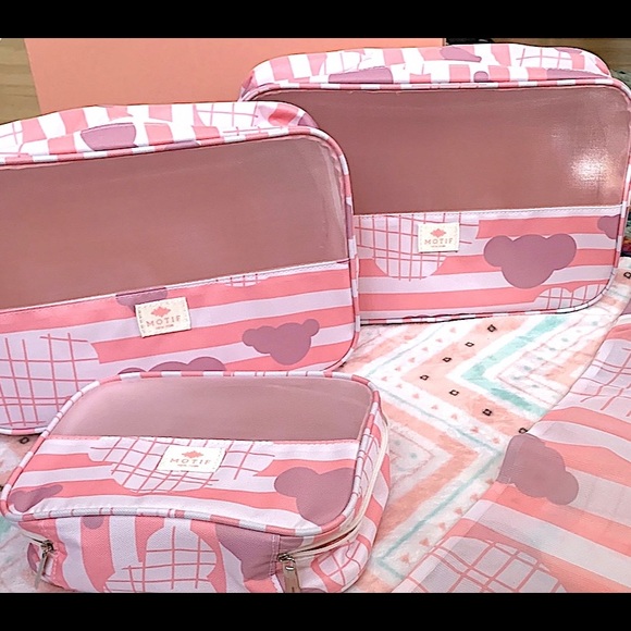 Sustainable Pink Baby Packing cubes in nylon